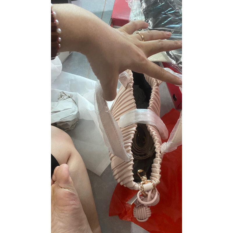 Sẵn - Túi 𝐂𝐡𝐢𝐨'𝟐𝐧𝐝 có tay Charm , quai xách, quai đeo CD8581