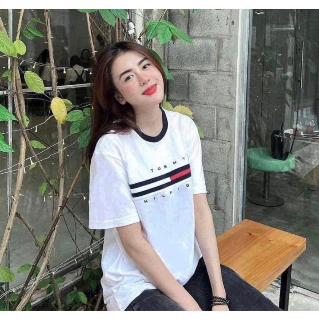 Áo Phông Tommy Logo Thêu Chất Liệu Cotton Co Giãn 4c Phong Cách Boy Phố