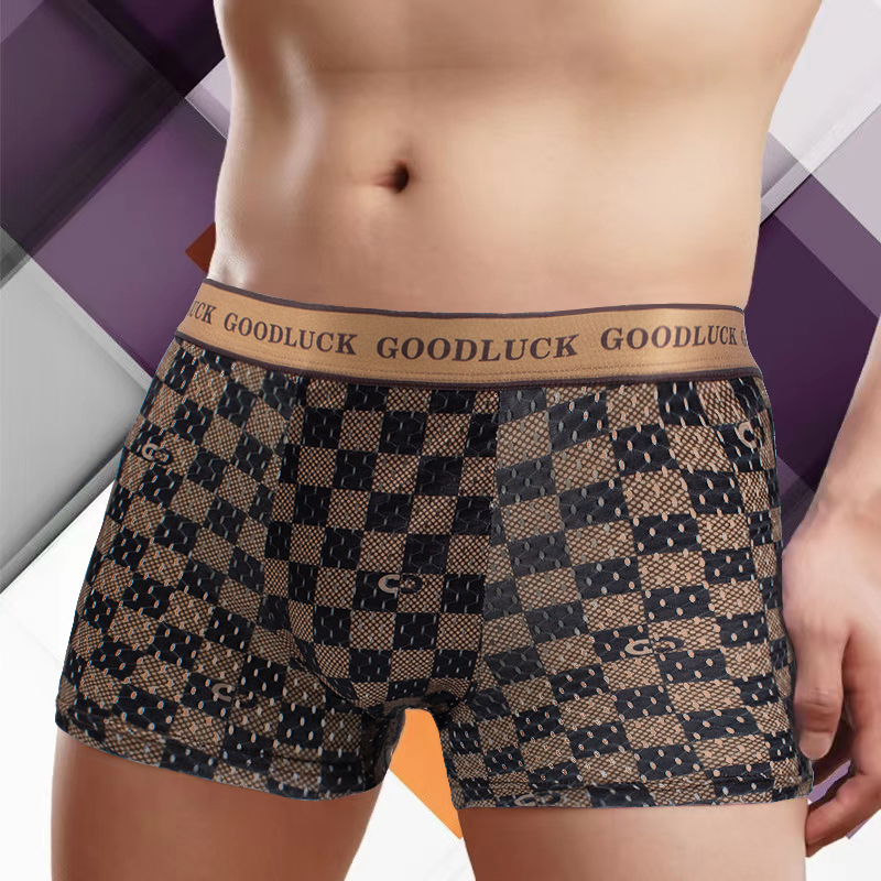 Combo 4 quần sịp đùi nam thương hiệu sang chảnh. Sịp thiết kế có lỗ thông hơi thoáng khí lót quần 2 lớp cotton bao mát.