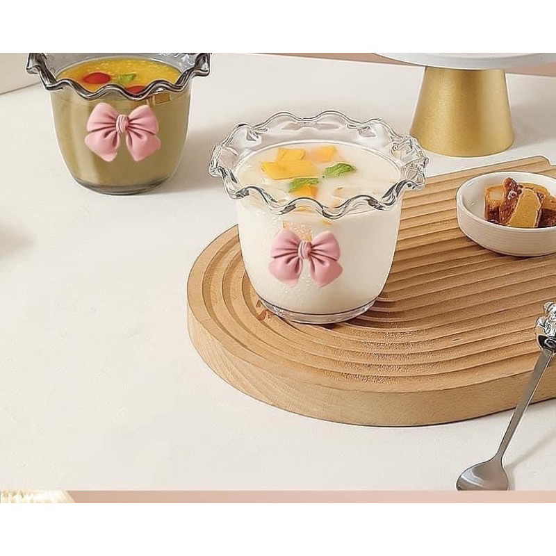 Cốc - Bát Thuỷ Tinh Viền Sóng Kèm Nơ và Thìa Gấu Siêu Xinh