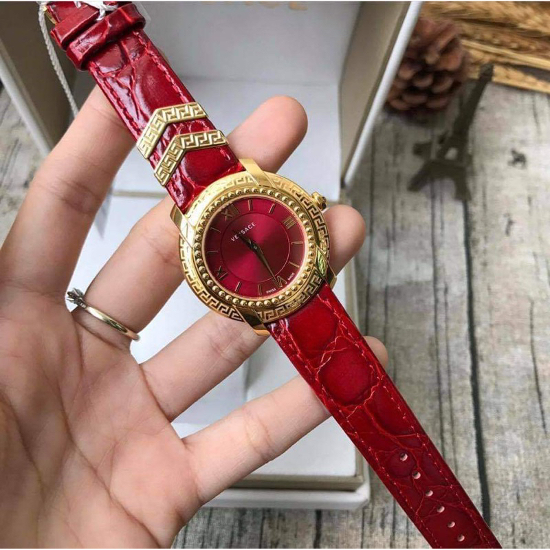 Đồng hồ nữ Versace