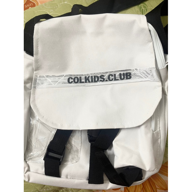 Pass túi đeo chéo colkids.club