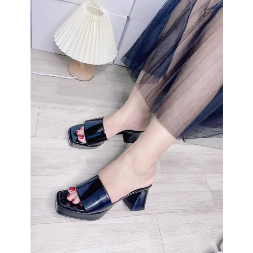 Dép cao gót nữ,gót trụ cao 7cm,quai ngang to chất liệu da bóng cao cấp