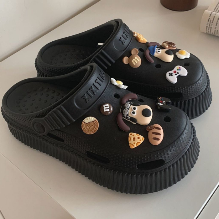 Dép nữ dép cross dép bánh mì dép sục gắn sticker hình chú chó đễ thương đế EVA chống trượt