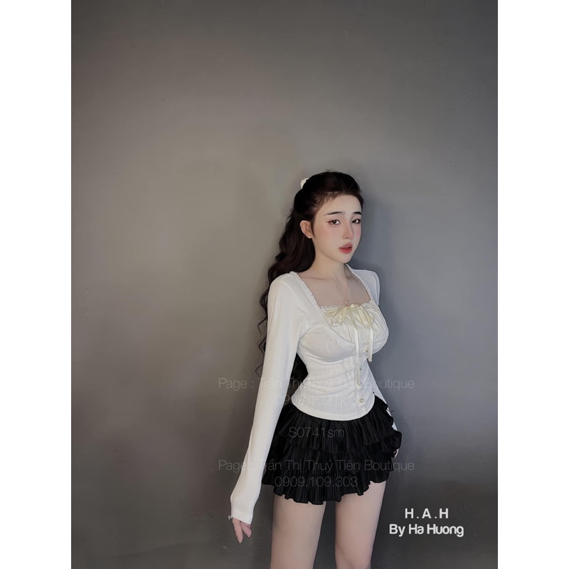 Set áo body viền bèo mix chân váy tầng siêu xinh