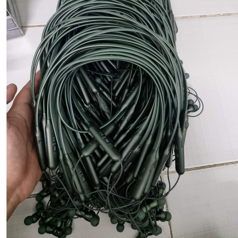 Tai nghe Bluetooth Mozard Z702 Xanh Chính Hãng đã sử dụng Nobox