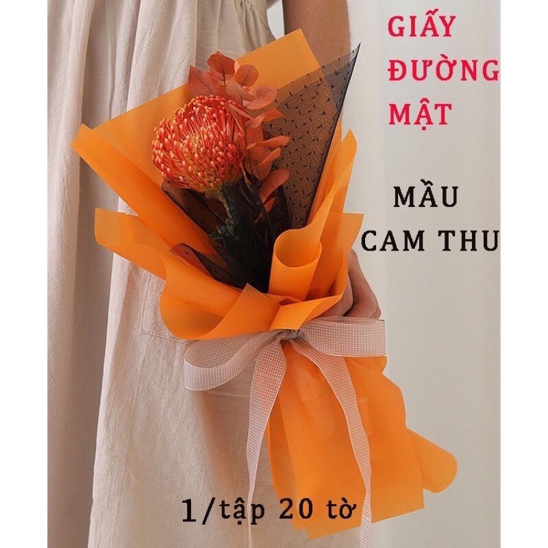 Tập 20 tờ giấy 1 mặt TRƠN ,bóng mờ gói hoa sang , gói hoa đẹp