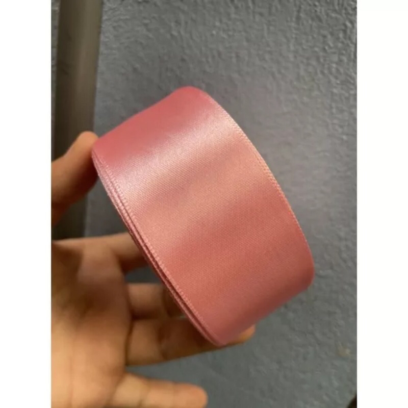 Cuộn duy băng vải lụa satin bản 4cm dài 22m ,duy băng đẹp