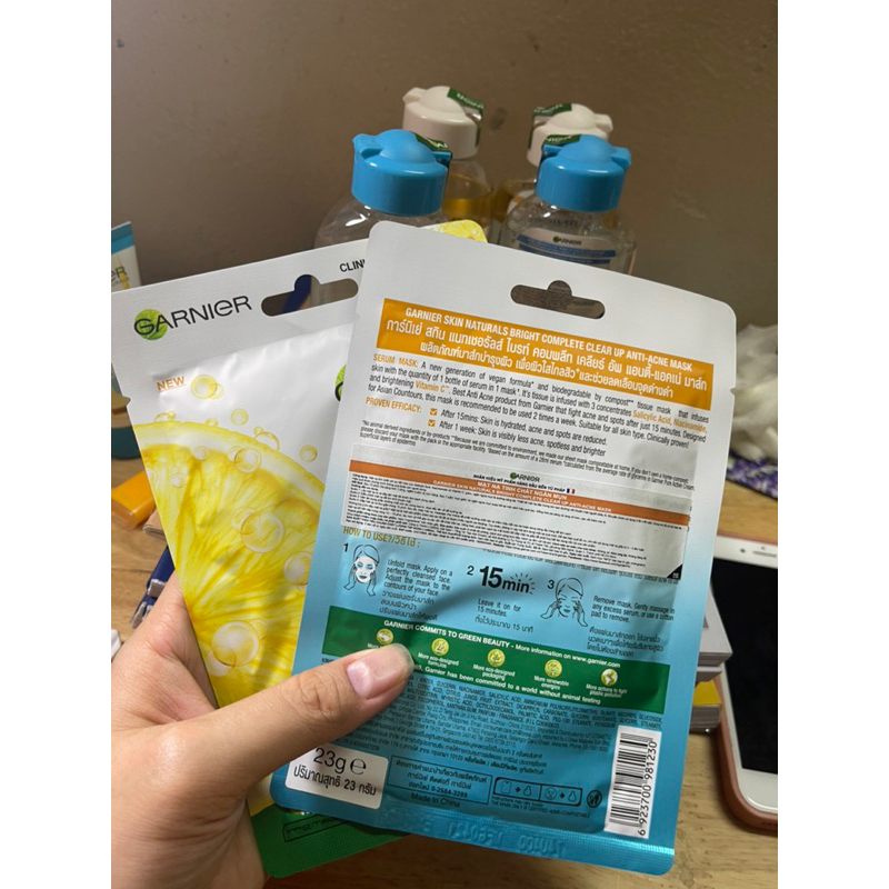 Mặt Nạ Tinh Chất Garnier Gạo Đen, Than Tre Làm Sáng Da 28g