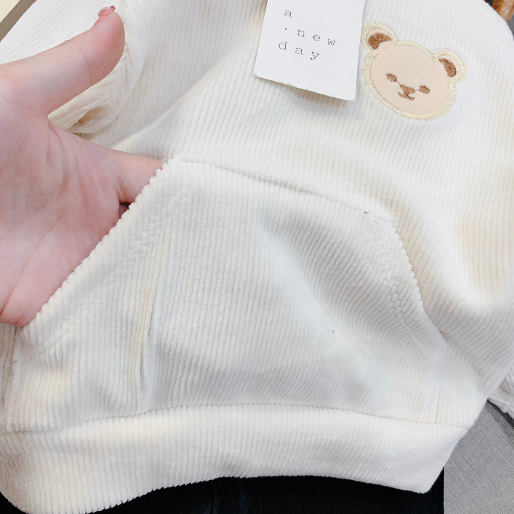 Đồ bộ có mũ chất nhung tăm cho bé gái, bộ quần áo dáng Hoodie thu đông cho bé từ 7-19kg