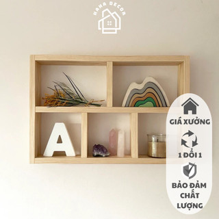 Kệ gỗ treo tường trưng bày sản phẩm kệ decor trang trí studio quán cà phê KGTT14