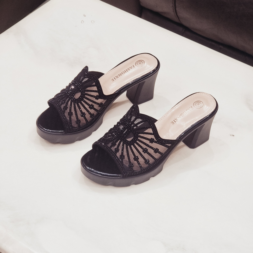 Dép Trung Niên Nữ - Dép Cho Mẹ Đi Tiệc - Quai Lưới Đính Xoàn Đế Đúp Kép Mạ Đồng Siêu Nhẹ 2025