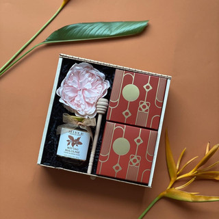 Hộp vuông Đựng Bánh/ Trái Cây / Mỹ Phẩm Tiện Dụng/ yến sào, bánh , kẹo tết, decor, đựng áo dài, làm hộp gói quà