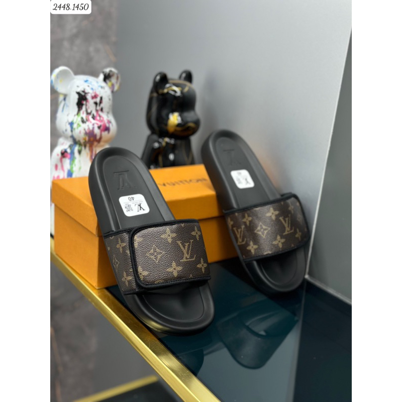 Dép lê nam LV dạng quai dán 3 màu mới về đế cao su bám chân