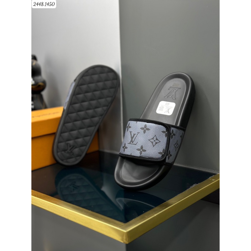 Dép lê nam LV dạng quai dán 3 màu mới về đế cao su bám chân