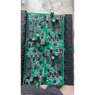 SWITCH POE Repeater 4 Port 1  in 3 out