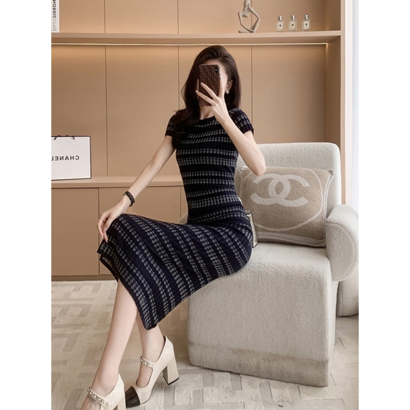 Đầm body len tôn dáng hàng QC dáng dài qua gối phong cách Hàn Quốc