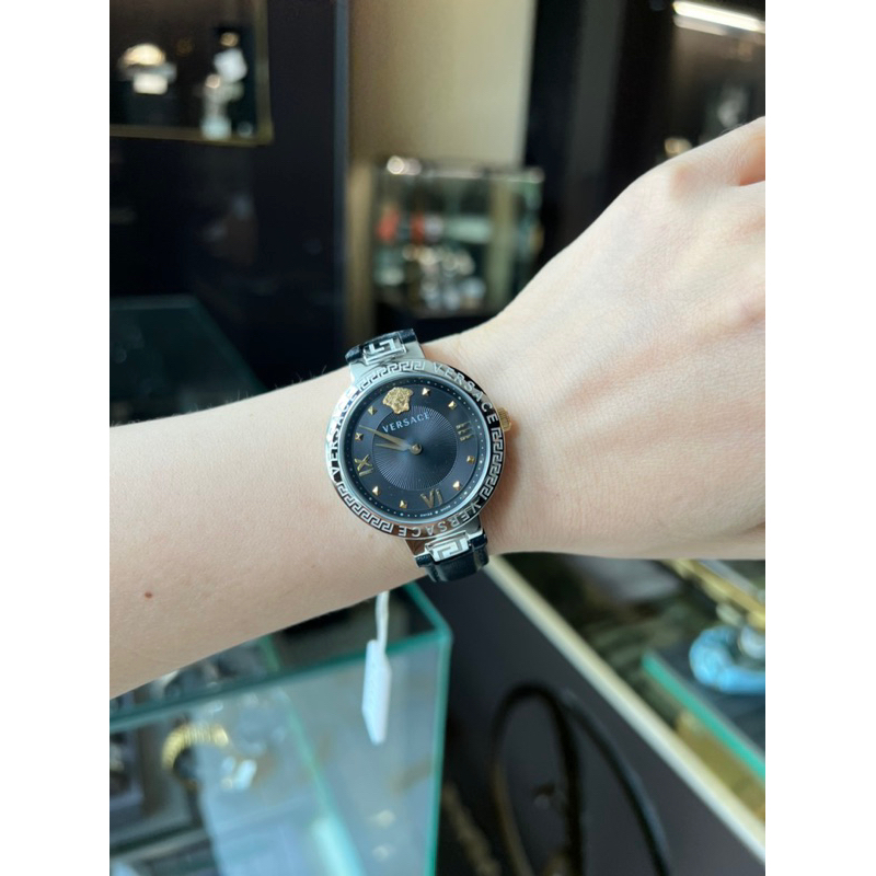 Đồng hồ nữ Versace