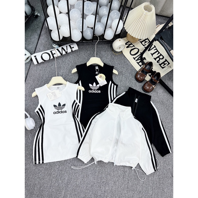 Set váy yếm cho bé gái