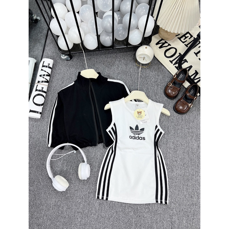 Set váy yếm cho bé gái