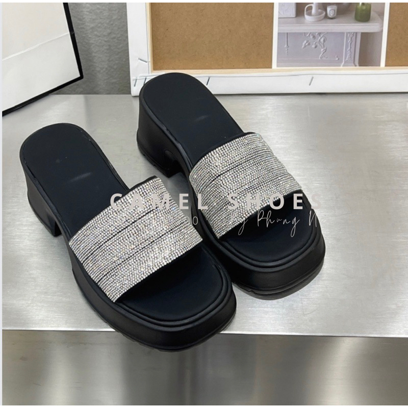 Dép Bánh Mì Quai Ngang Mềm Đính Đá Đế 5p Chống Trượt Thoải Mái Thời Trang Cho Nữ