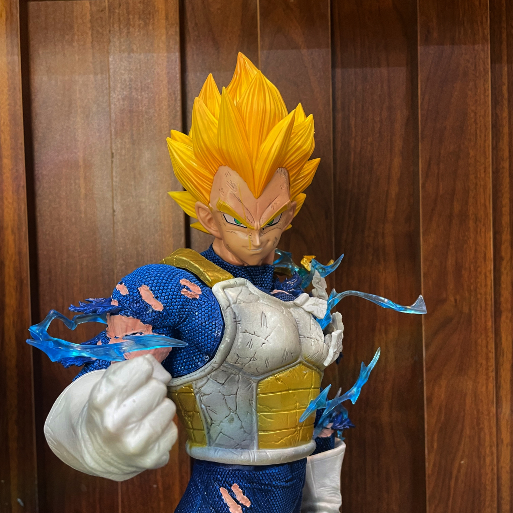 ĐỒ CHƠI MÔ HÌNH DECOR NHÂN VẬT VEGETA CAO 55CM ĐẾ CÓ LED, TẶNG KÈM KỆ, ĐỒ CHƠI MÔ HÌNH,, ĐỒ CHƠI SƯU TẬP TRANG