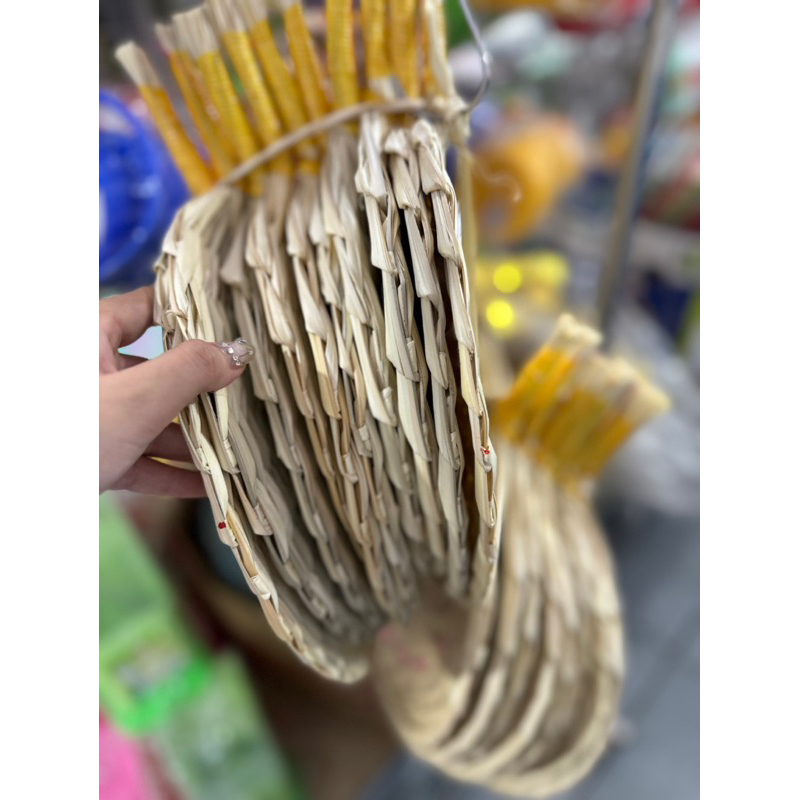 QUẠT NAN TRE ĐAN BẰNG TAY LOẠI LỚN