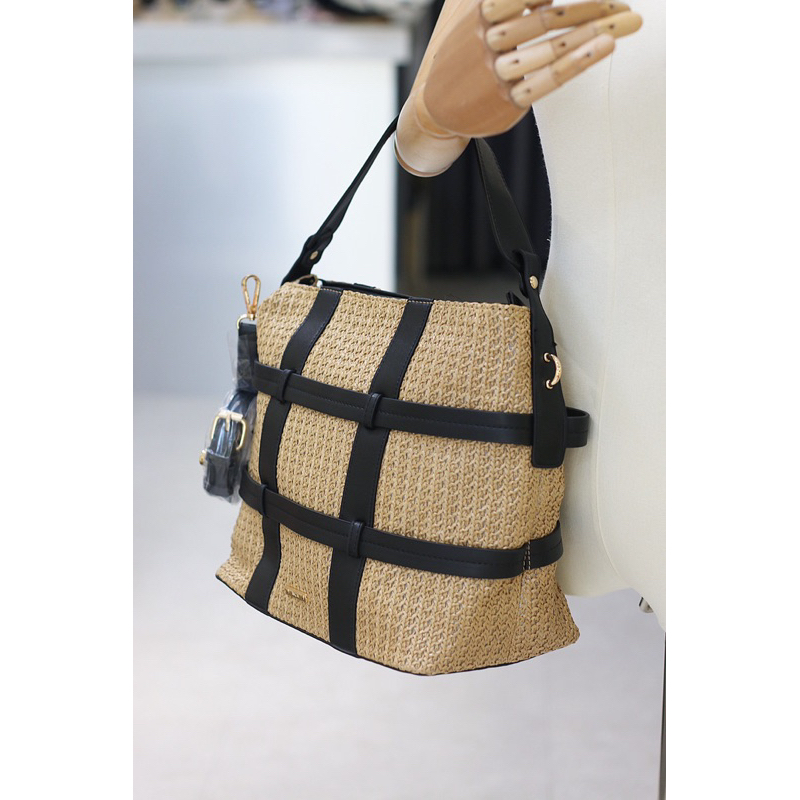 Túi Moa xuất pháp cho nữ