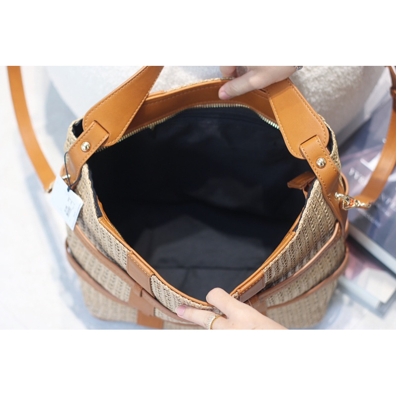 Túi Moa xuất pháp cho nữ