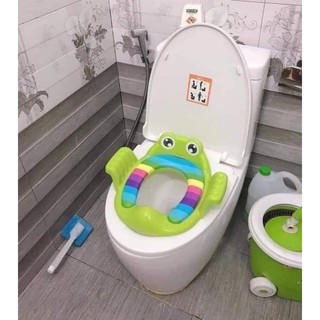 Bệ thu nhỏ bồn cầu cho bé hình con ếch