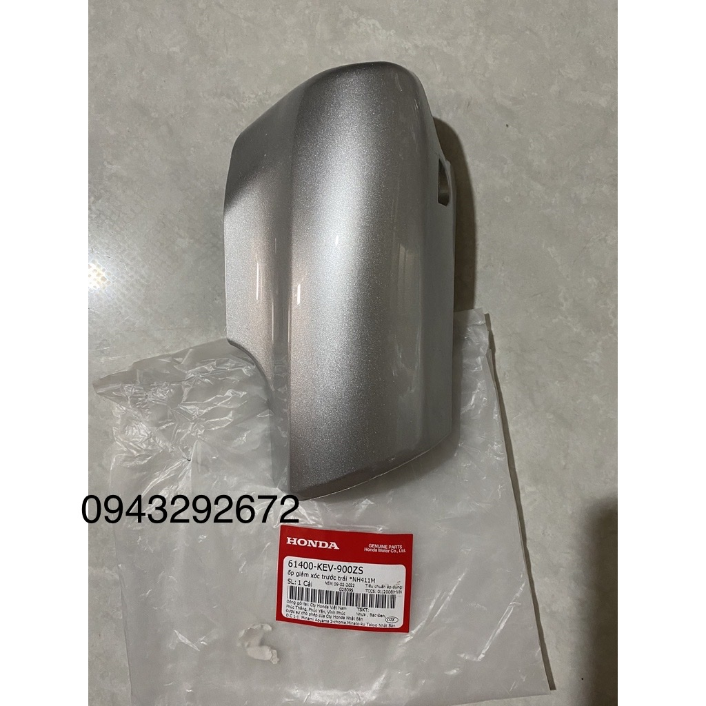 ốp Giảm Xóc Trước Trái (Ốp Vai) Wave 100 (Đời Cũ) Màu Bạc Honda (61400KEV900ZS)