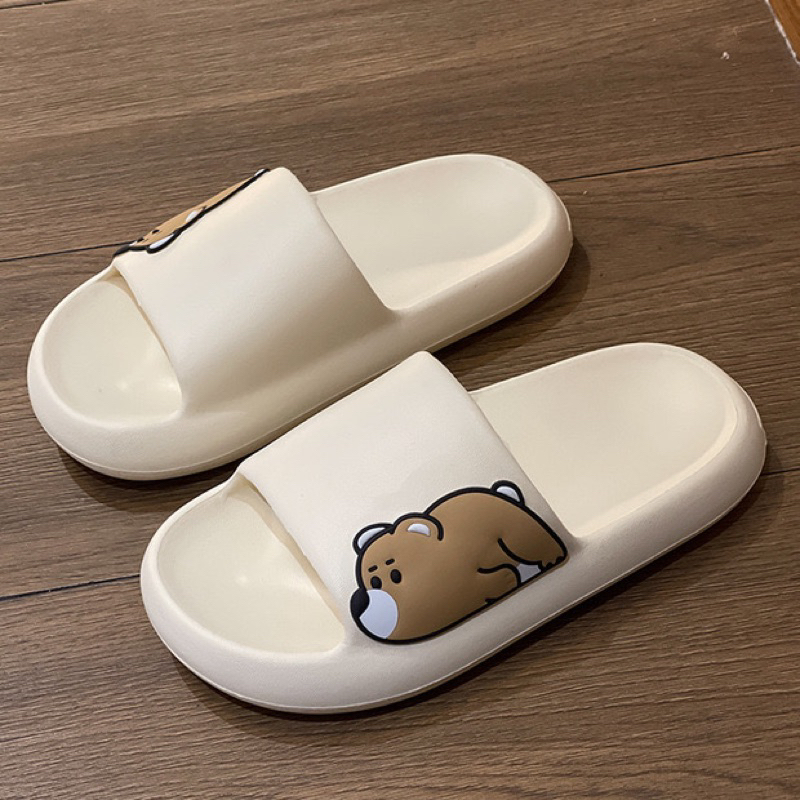 Dép bánh mì gấu nâu nằm cạnh chỉ còn size 35/36