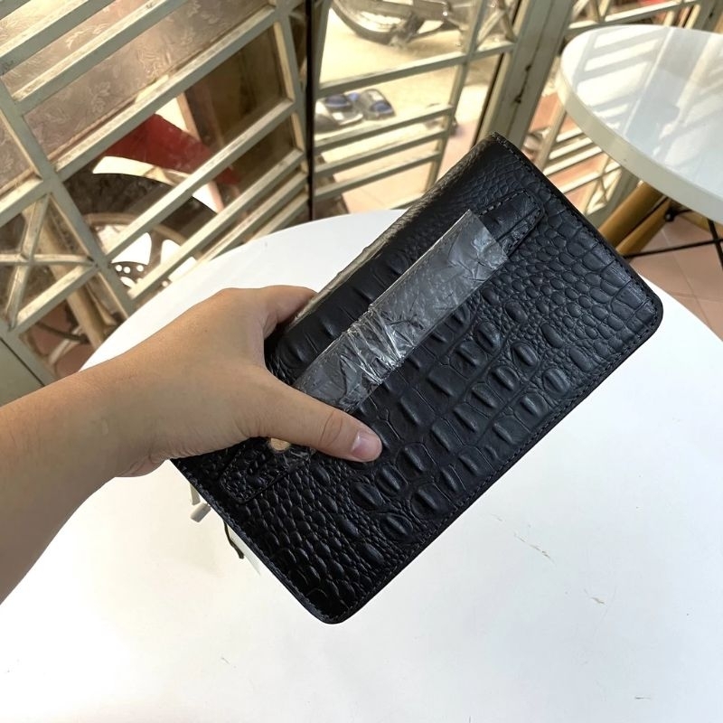 Ví cầm tay da bò vân cá sấu sang trọng lịch lãm