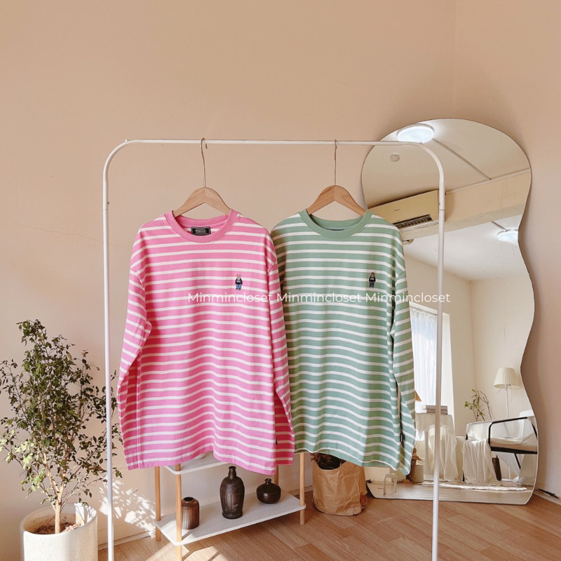 Áo thun dài tay kẻ ngang Whoau thêu gấu Steve WHLSD2311U chính hãng sale