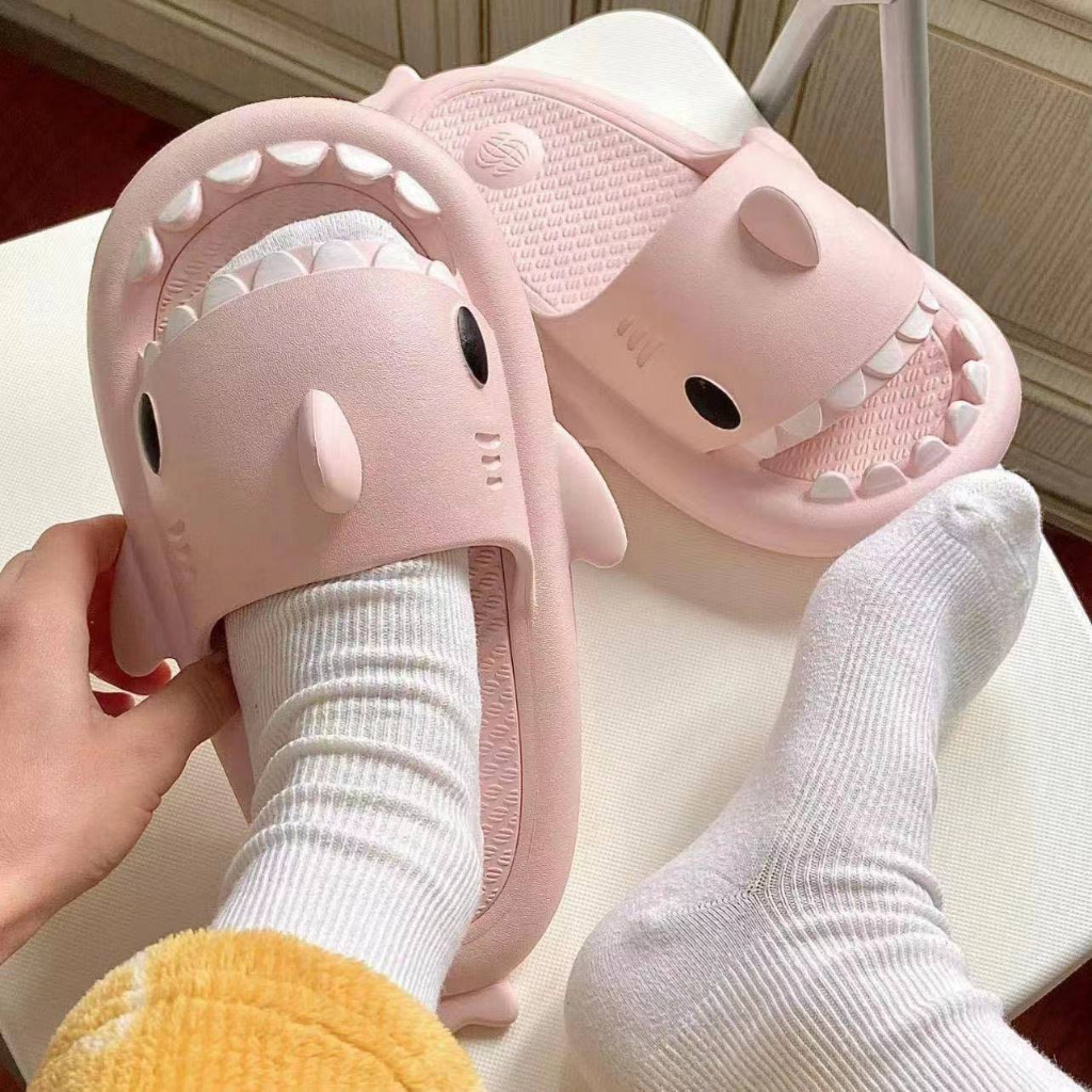 Dép mềm hình cá mậpThời trang và thoải mái（Phù hợp cả trong nhà và ra ngoài）