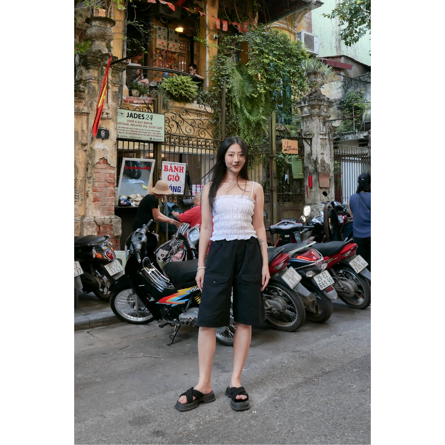 Quần kaki short túi hộp nữ Khaki Cargo Shorts - oula studios