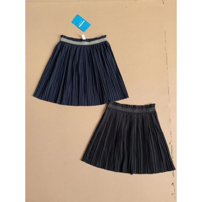 Chân váy xếp ly xuất xịn