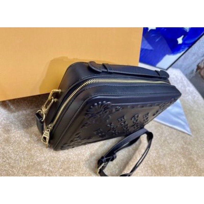 Mẫu túi cặp LV dáng mới size 27x18cm hàng fullbox nguyên seal