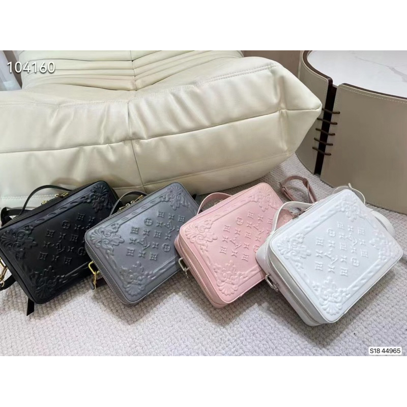 Mẫu túi cặp LV dáng mới size 27x18cm hàng fullbox nguyên seal