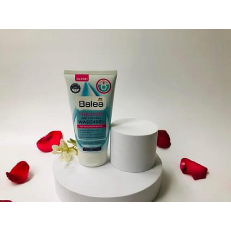 Hàng Đức Sữa rửa mặt Balea dành cho da dầu, mụn