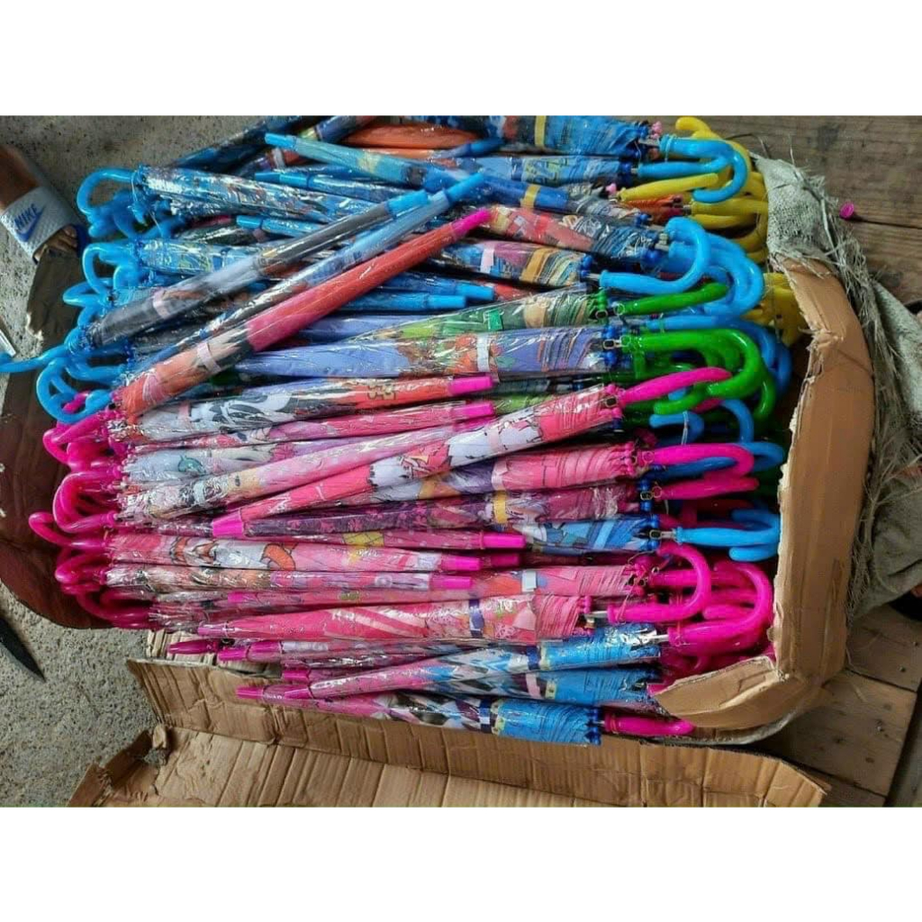 Ô che mưa cho trẻ em, Dù che mưa nắng cho bé giao ngẫu nhiên