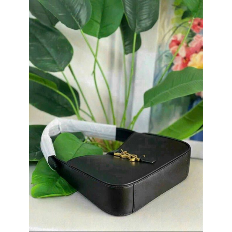 Gift vip kẹp nách