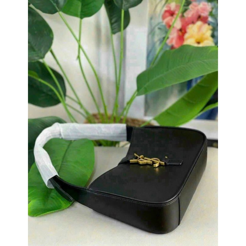 Gift vip kẹp nách