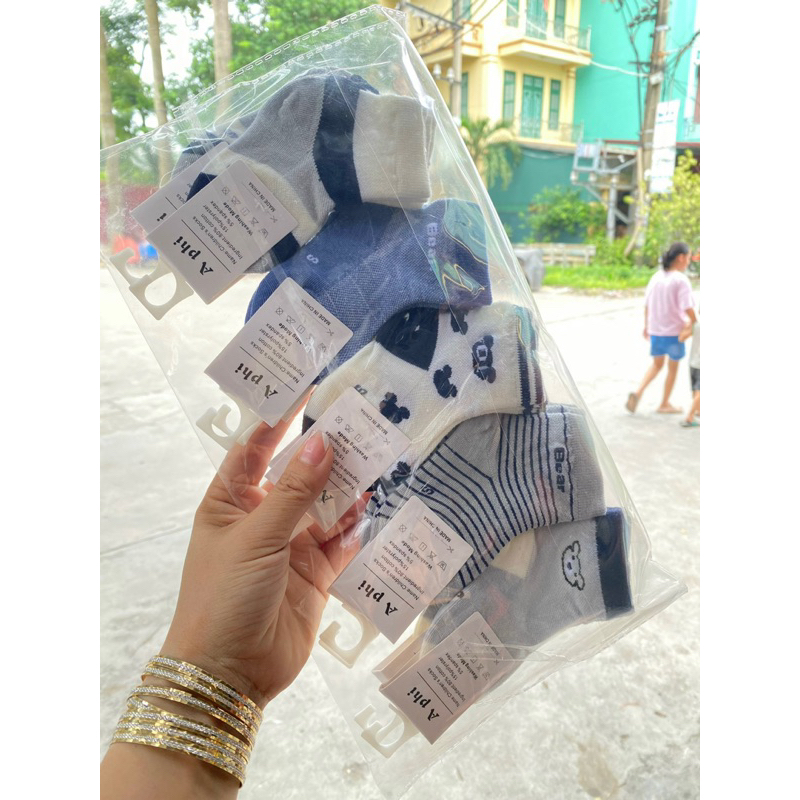Set 5 đôi tất thú có tai , chống trươt cho bé trai bé gái