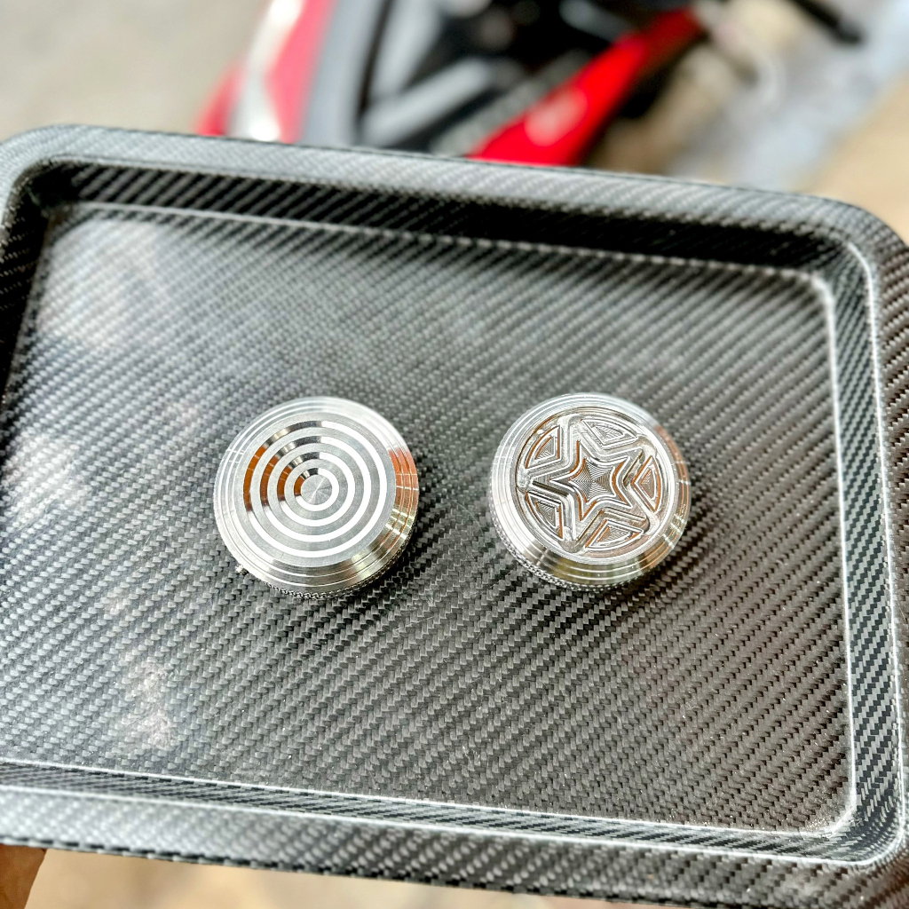 Nắp xăng Salaya Inox 304 Tặng kèm lục giác