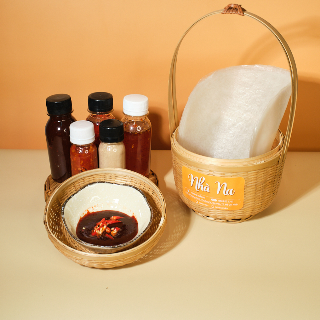 SỐT CHẤM CÙNG BÁNH TRÁNG PHƠI SƯƠNG