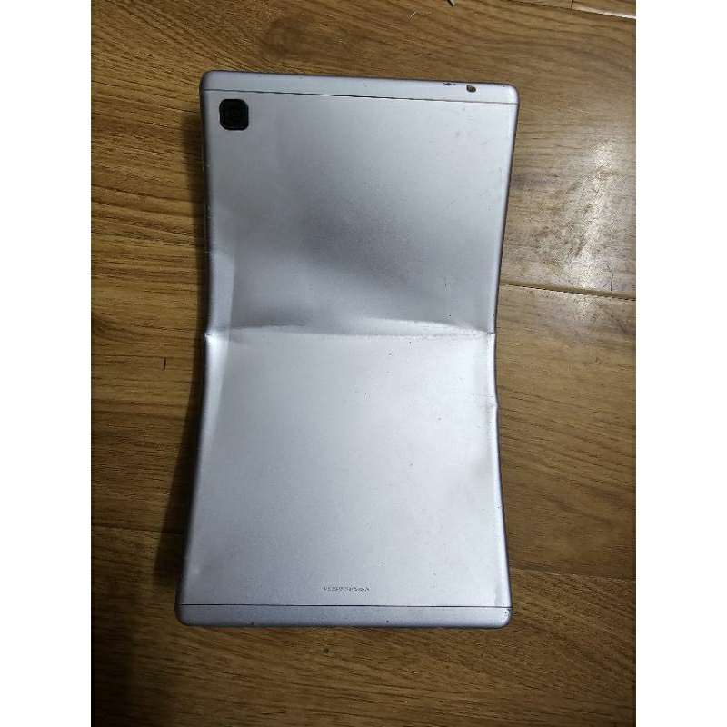 Xác Samsung Tab A7 Lite , bị rơi cong như ảnh