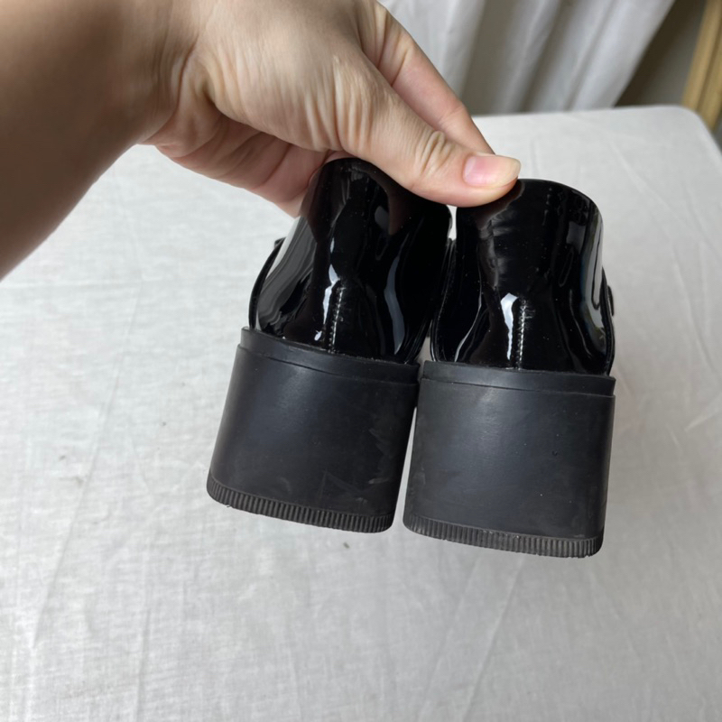 Giày đốc 2Hand màu đen da bóng Size 35
