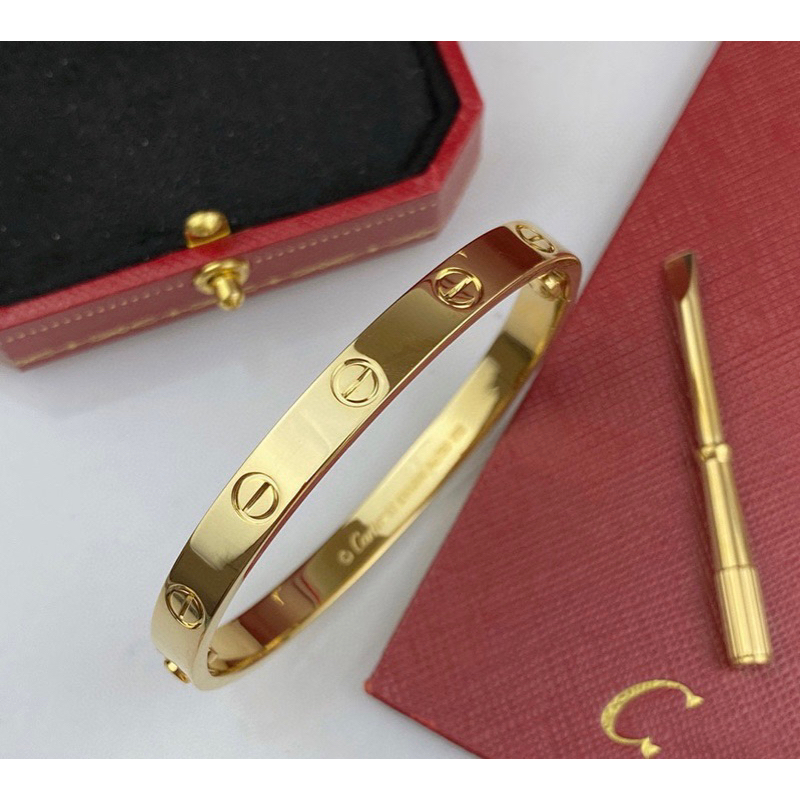 Vòng tay titan Car bảng vít