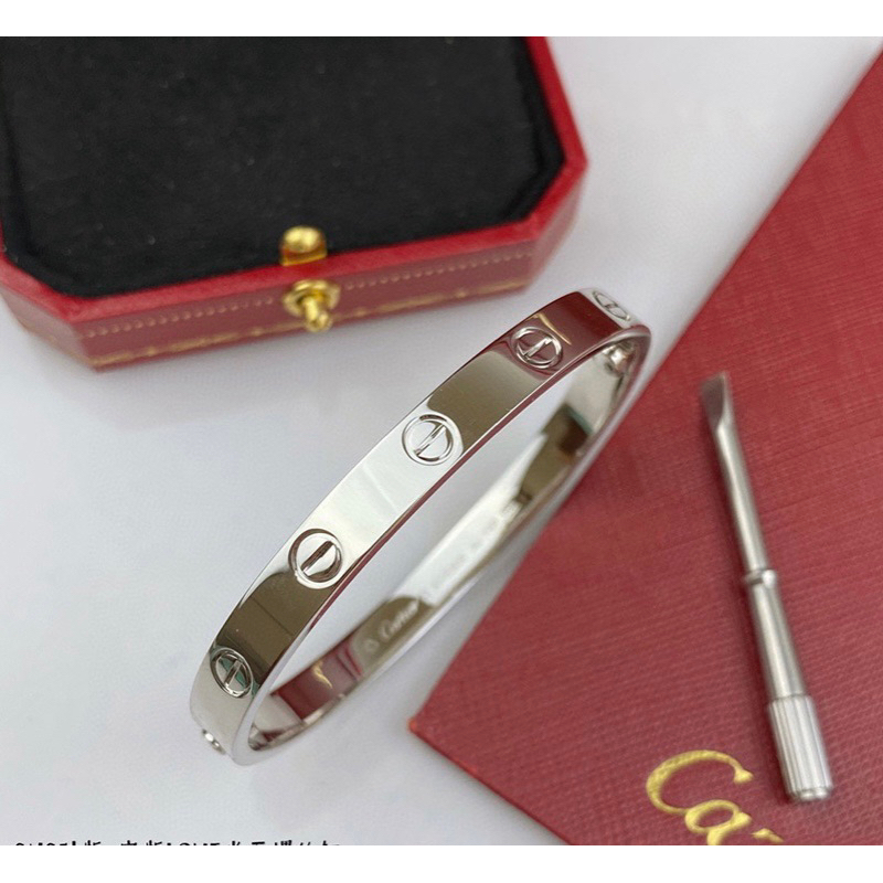 Vòng tay titan Car bảng vít